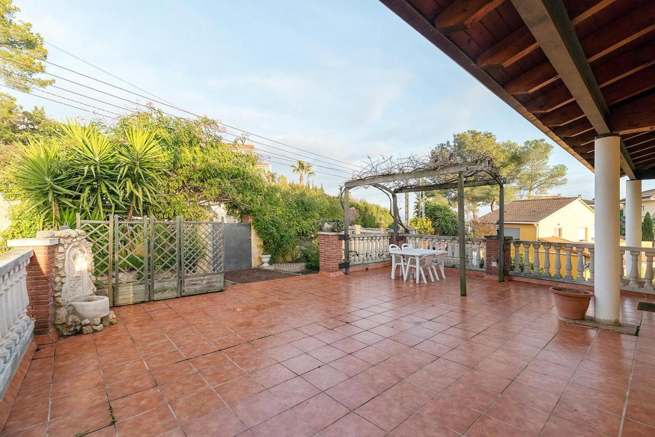Casa Xixella A 15 Min De Sitges Villa Olivella Luaran gambar